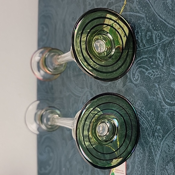 NWT Pair of Mouth Blown Iridescent Glass Candle Stick Holders - Picture 7 of 7